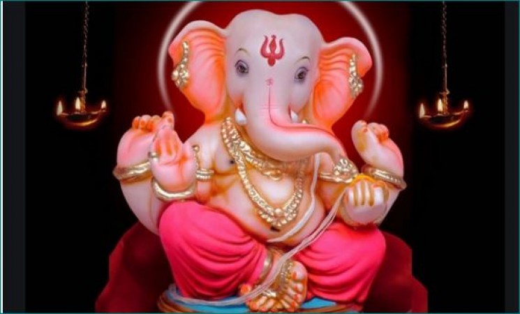 Read 108 names of Ganesha on Ganesh Chaturthi