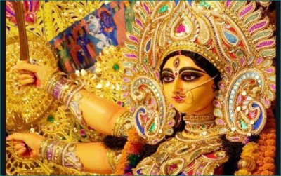 नवरात्री पर करें इन 10 चमत्कारी मंत्रों का जाप, पूरी होगी हर मनोकामना