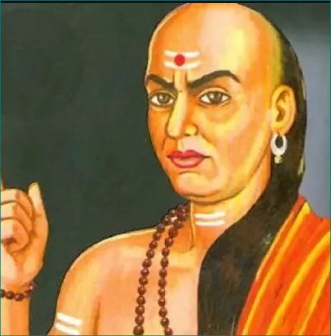 Acharya Chanakya described these qualities of women