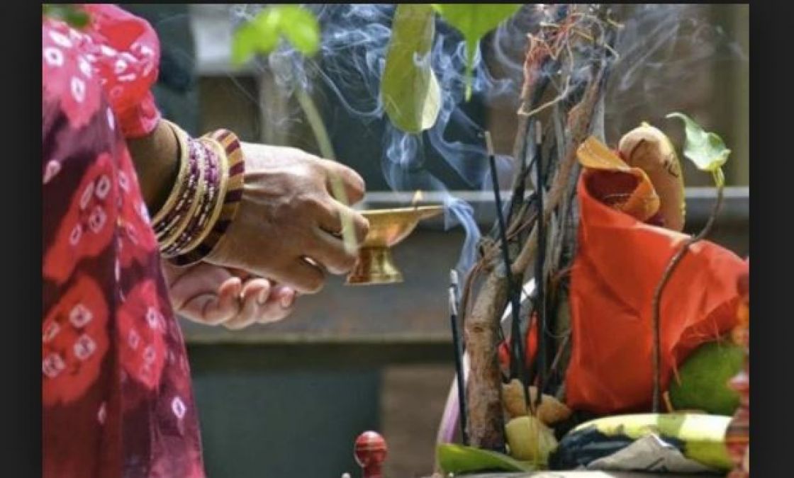 Vat Purnima: Do this fast with this pooja today