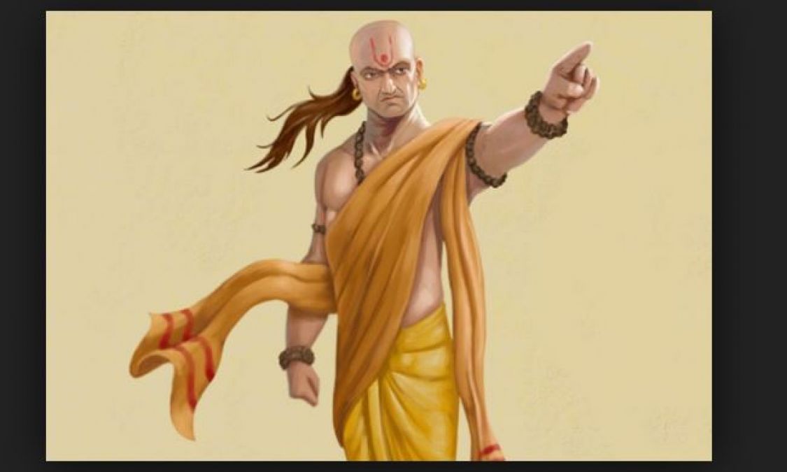 According to Acharya Chanakya, don't tell these things to anyone even your loved ones else...
