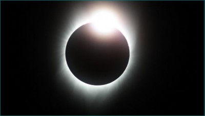 सूर्य ग्रहण के दिन 3 बार करें सूर्य चालीसा का पाठ, होंगे चौकाने वाले फायदे