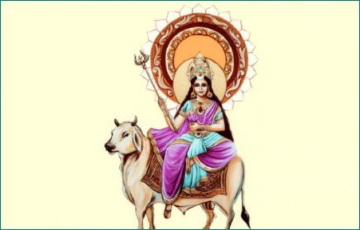 Aarti of Maa Shailputri must be done on the first day of Gupta Navratri