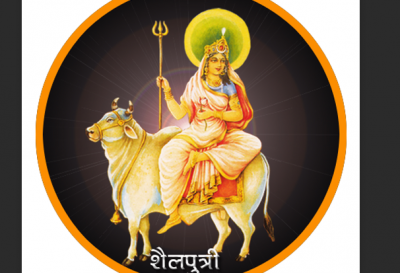 Worship Goddess Shailputri with this mantra and method today