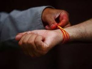 Know the scientific benefits of tying kalava to the wrist and other things