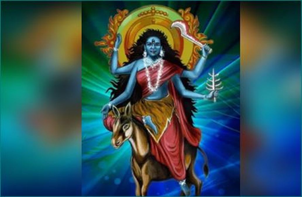 नवरात्रि के सातवें दिन जरूर करें मां कालरात्रि के स्त्रोत और ध्यान मंत्र का पाठ