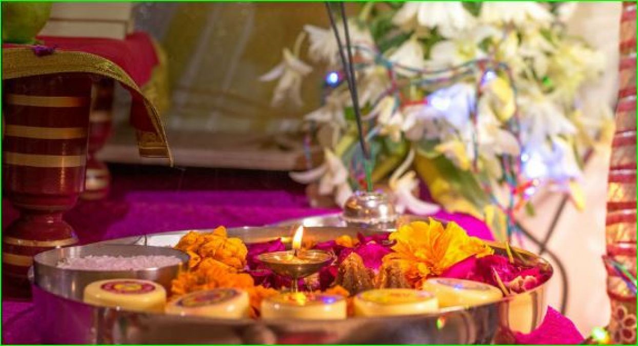Worship like this on Dhanteras and offers these things to Lord Dhanvantari