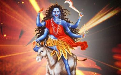 नवरात्रि के सातवे दिन करें मां कालरात्री की पूजा, बुरी शक्तियां होंगी नष्ट