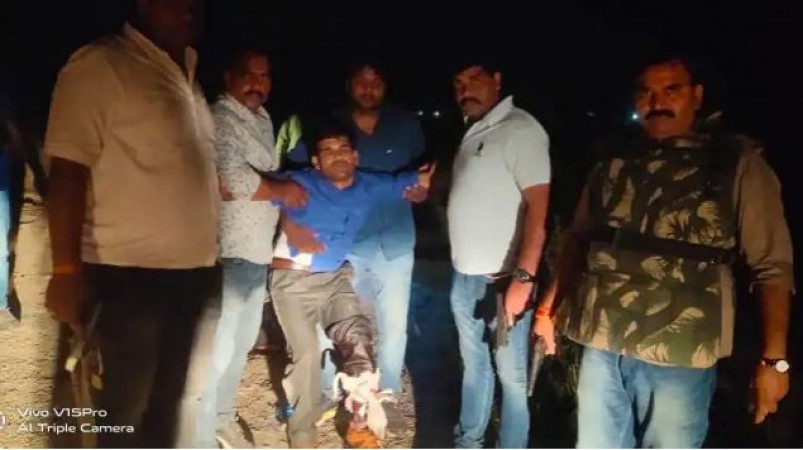 Encounter in UP's Basti, Gorakhpur's notorious gangster Surendra Jaiswal arrested