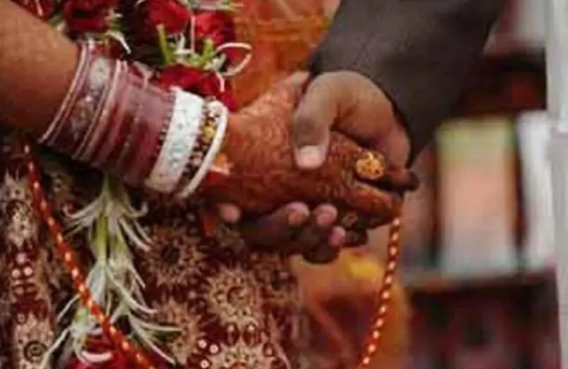 जुनैद ने धर्म छिपाकर हिन्दू लड़की से रचाई शादी, फिर दहेज़ के लिए करने लगा प्रताड़ित, केस दर्ज
