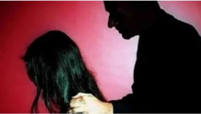 Zakir Ali, the father of 9 girls, used to molest his own daughters