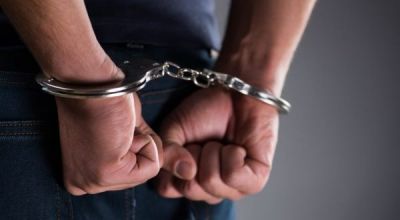 मुंबई में अवैध रूप से रह रहे पाकिस्तानी जोड़े को पुलिस ने किया गिरफ्तार