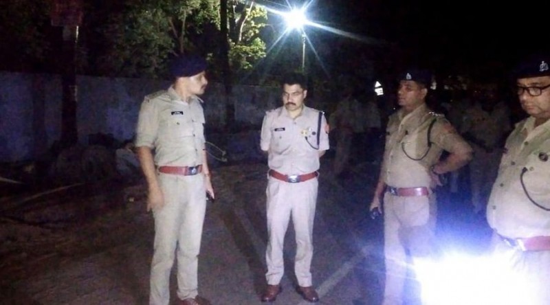 पूर्वांचल में लाखों की लूट मचाने वाले बदमाशों का गोरखपुर में एनकाउंटर, 4 आरोपियों को लगी गोली