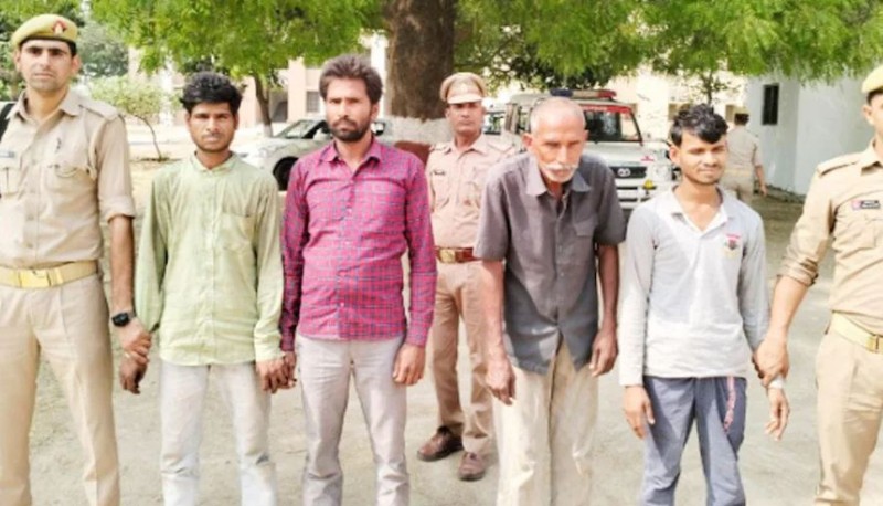 Illegal business of making pistols was running in hut, 4 accused arrested
