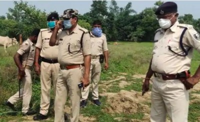 बिहार: प्रेम-प्रसंग में युवक की तलवार से काटकर हत्या, जांच में जुटी पुलिस