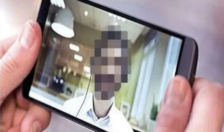 'Love me, otherwise I'll commit suicide..,' Man harassing girl on video call arrested
