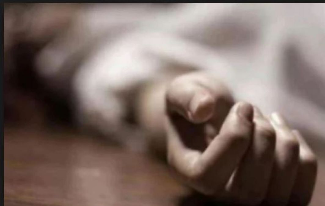12th grade student commits suicide, police under investigation