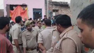 Two dead after unknown miscreants barge into Ghaziabad house