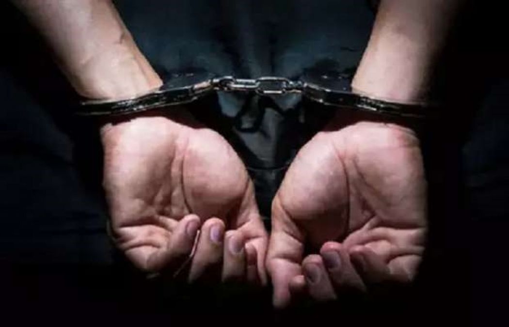 पुलिस मुठभेड़ में 15 हजार का इनामी बदमाश गिरफ्तार, एक साथी फरार