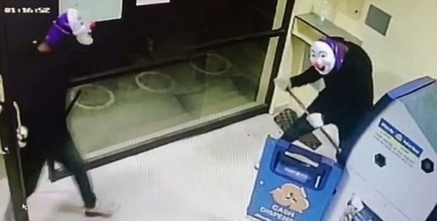 Miscreants enter ATM as clowns, but still can't withdraw money