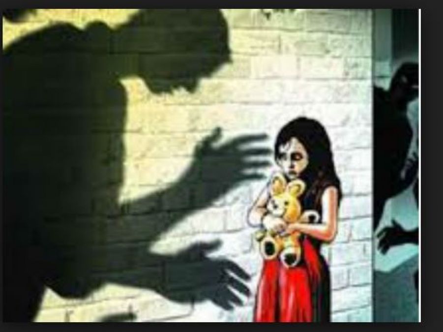 Man lures 7-year-old girl on pretext of giving toffee, rapes her