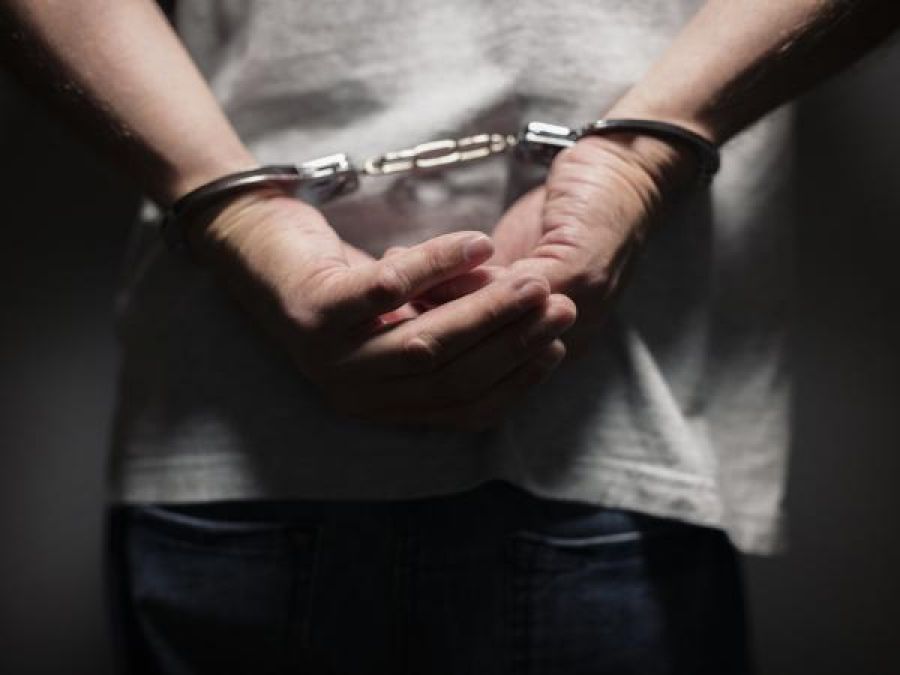 Girlfriend reached to jail for 'dating' murderer boyfriend, investigation underway