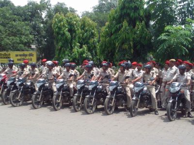 बिहार में बाइकर्स गैंग को गिरफ्तार करने  उतरे  पुलिस के 120 जवान