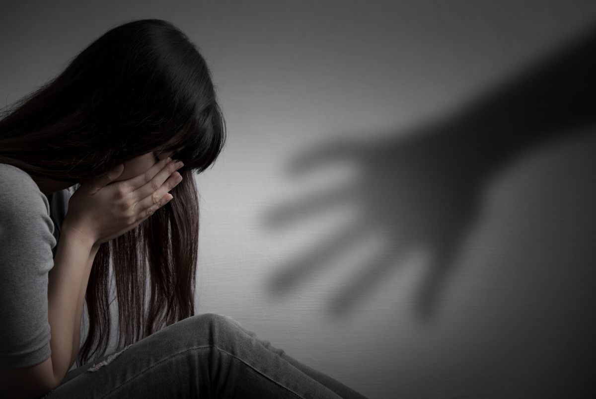 युवती से दुष्कर्म के मामले में जमानत पर छूटे आरोपी ने पीड़िता की बहन के साथ ही कर दी हैवानियत