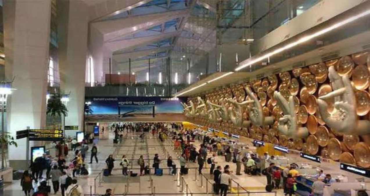 Turkmen were fleeing with crores of US dollars, 9 arrested at IGI Airport
