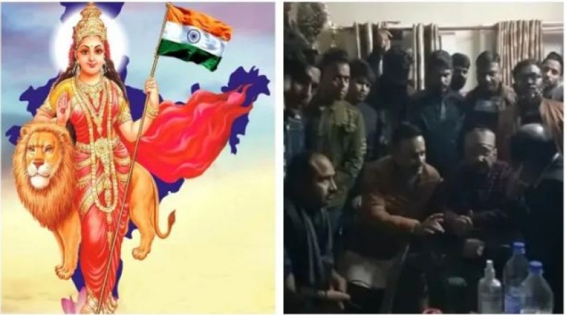 Miscreants tear up 'Bharat Mata' picture in Agra