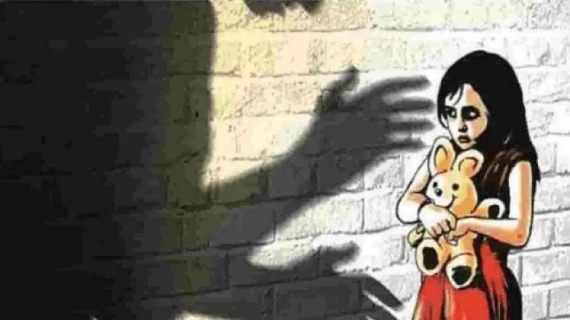 16-year-old minor raped by priest, wife also supported... both arrested