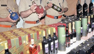 बिहार में पकड़ाई अवैध शराब की बड़ी खेप, दो आरोपी गिरफ्तार