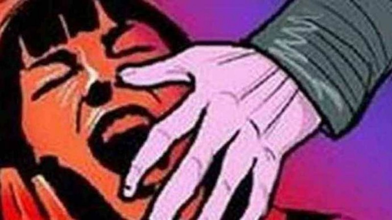 Uttar Pradesh: Acid attack on rape victim, family charges serious allegation