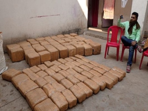 4 smugglers arrested with 9 quintal ganja in DRI raid
