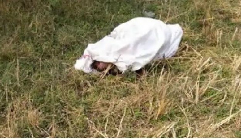 यूपी: प्रयागराज में महिला की बुरी तरह जली हुई लाश बरामद, पहचान करने में पुलिस के छूटे पसीने