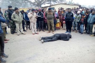 बिहार - बदमाशों का आतंक, दिन दहाड़े हत्या