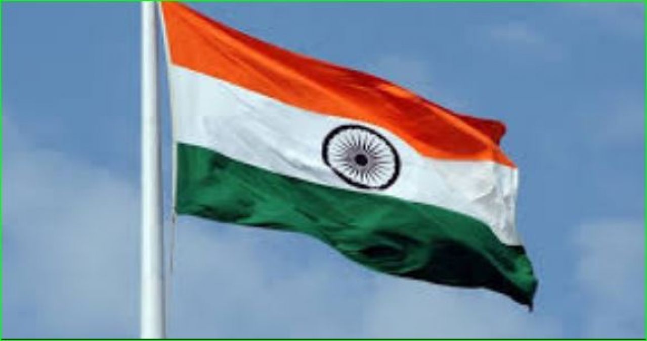 Sarpanch's brother set tricolor on fire during Republic Day function