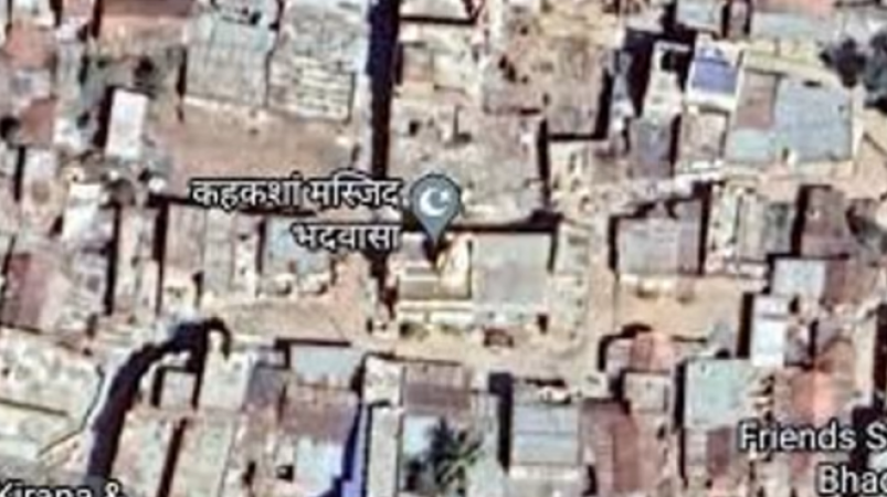 शाहरुख खान ने अंबेमाता मंदिर को बताया कहकशां मस्जिद, पुलिस ने किया गिरफ्तार