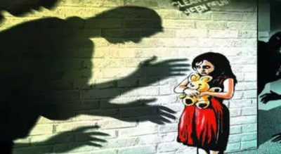 मदरसे जा रही 12 वर्षीय बच्ची का किडनैप और रेप, चाक़ू की नोक पर दरिंदे ने किया बलात्कार