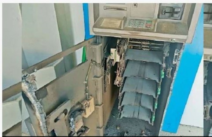 ATM काटकर 14.76 लाख की रकम लेकर फुर्र हुए चोर