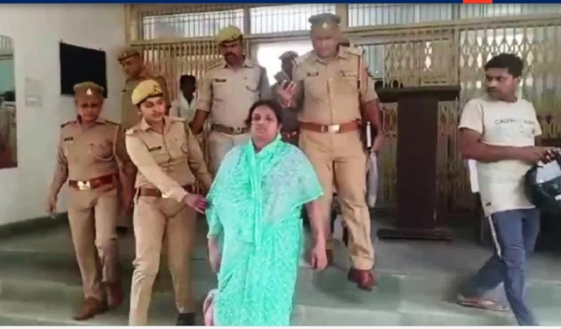 पति और ससुर ने घर से निकाला तो SSP दफ्तर के बाहर महिला ने किया होश उड़ा देने वाला कारनामा
