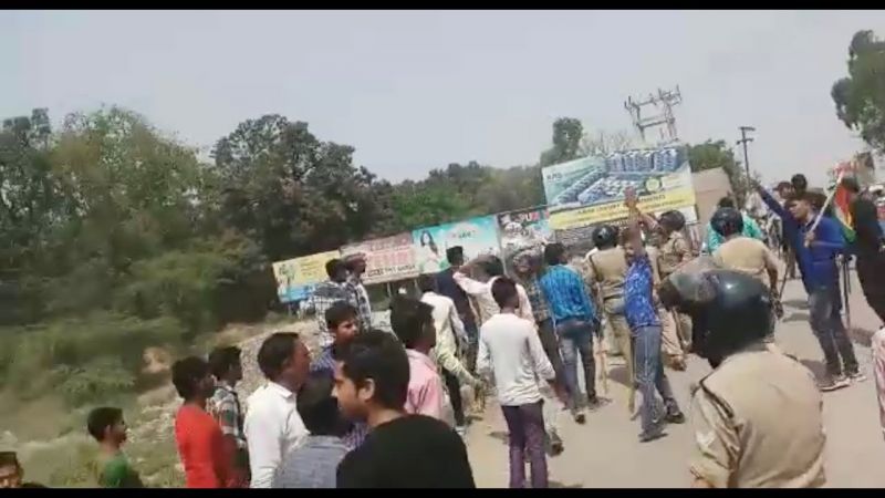 असम में रैली बदली हिंसक उपद्रव में