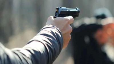 Miscreants open fire at retired UP policeman