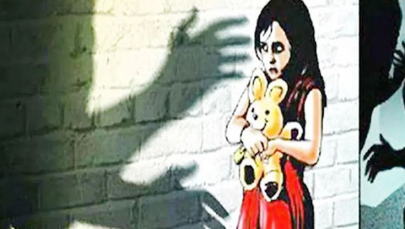 bitten with teeth .., cruelty to an 8-year-old in Delhi