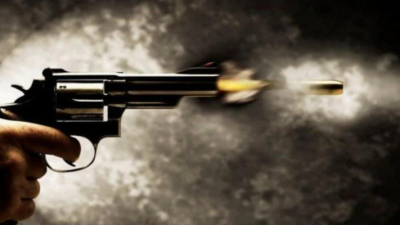 यूपी में ज्वेलर पर दिनदहाड़े गोलीबारी, बदमाशों ने दूकान में घुसकर की फायरिंग