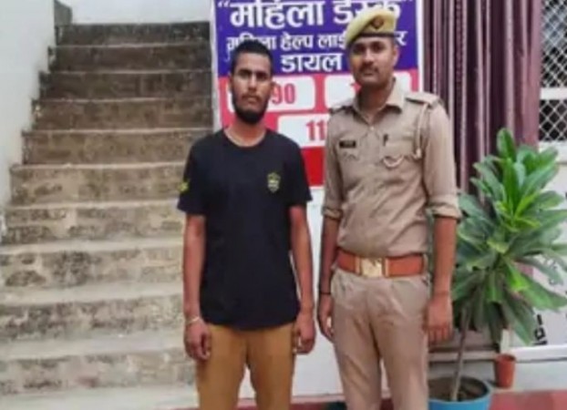 Used to make derogatory remarks about CM Yogi on Facebook, 'Rangbaaz Hrithik' arrested from Azamgarh