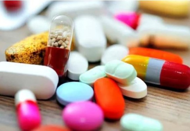 Police raided Lucknow medicine godown, recover fake drugs worth over Rs 2 crore