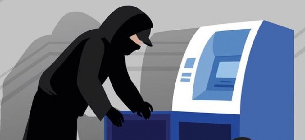 पैसे चुराने के लिए चोरों ने किया एटीएम में विस्फोट