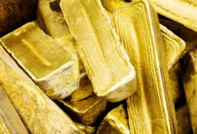 शरीर के भीतर छिपा रखे थे कैप्सूल..! केरल में कस्टम विभाग ने पकड़ा 3.5 किलो सोना