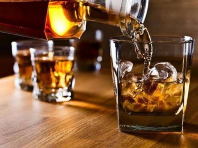 Illegal alcohol trade In Bihar, police raids